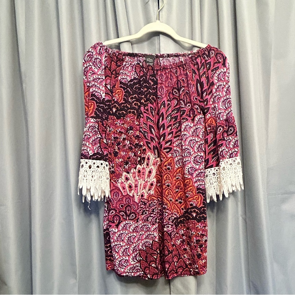Sale $10 2for $15 Win win blouse tunic S-M  lace sleeves paisley NWOT 0505 86